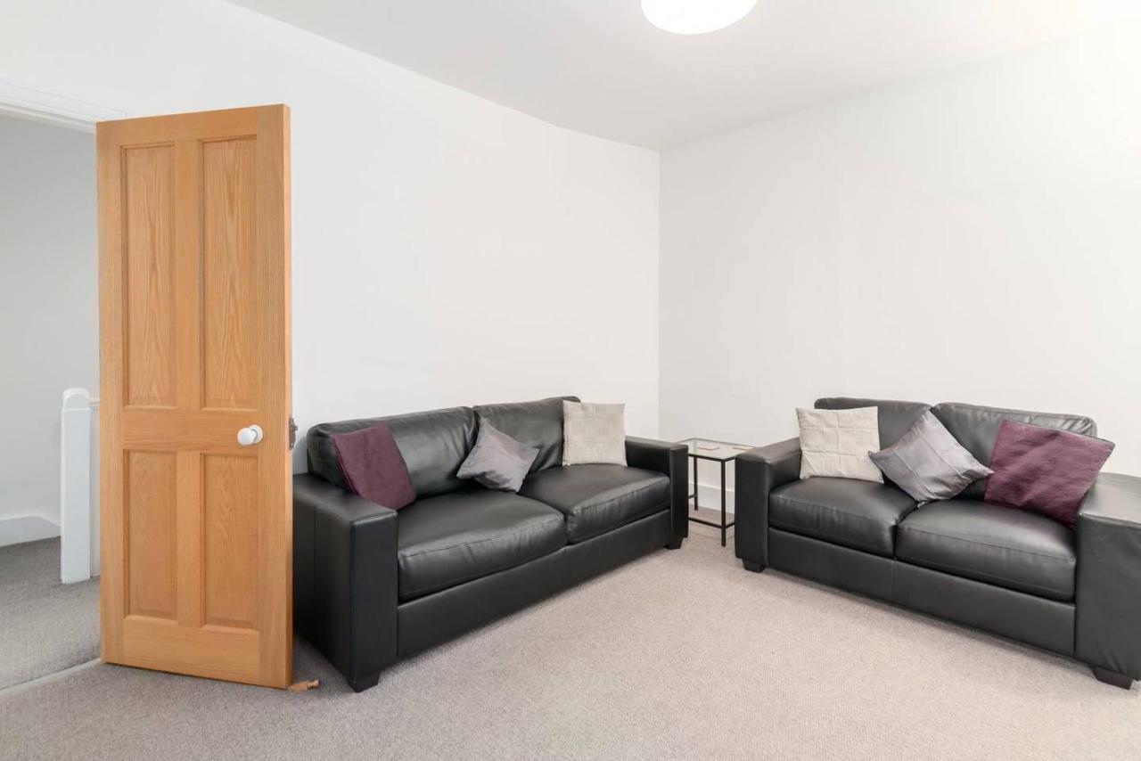 Guestready - Modern 2-Bed For 4 In Golders Green! Лондон Екстериор снимка